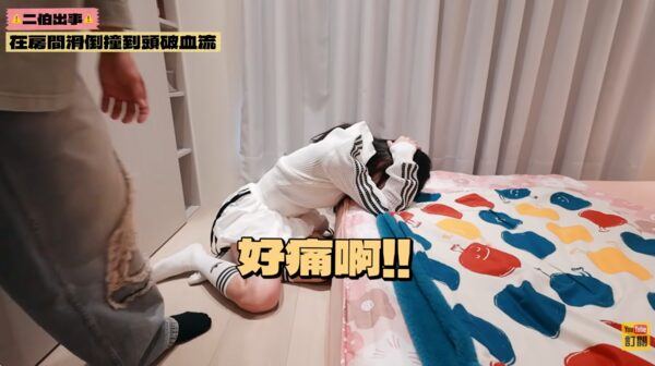 蔡阿嘎和二伯還原經過。（圖／翻攝蔡阿嘎YouTube）