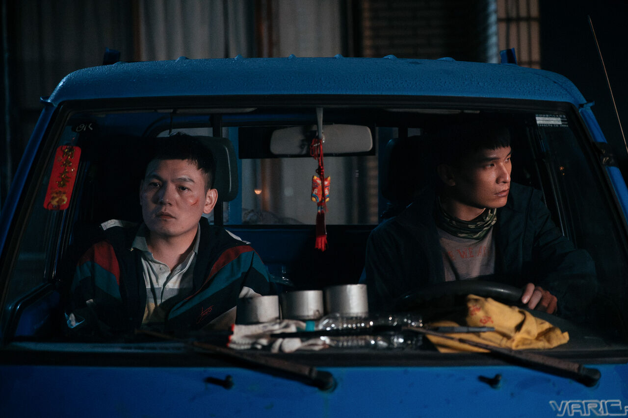 玖壹壹春風陷「獨唱焦慮」，找黃奇斌助陣。（圖／英傑哆影業提供）