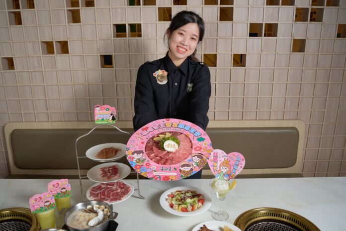 「屋馬燒肉」宣布5/1-30止，於門市推出期間限定「媽咪女王盛宴感恩套餐」。(圖/業者提供)