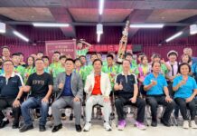 頭城國小籃球隊全國賽奪冠 鎮長頒獎金肯定榮耀