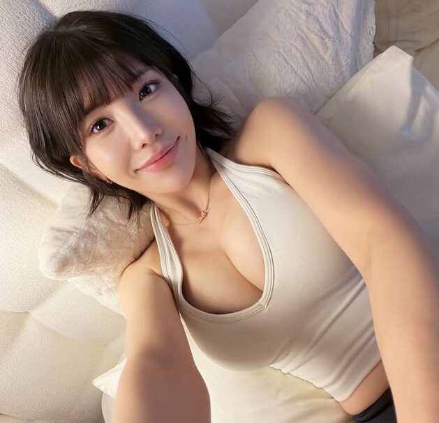 壯壯PO出上圍辣照。（圖／翻攝壯壯IG）