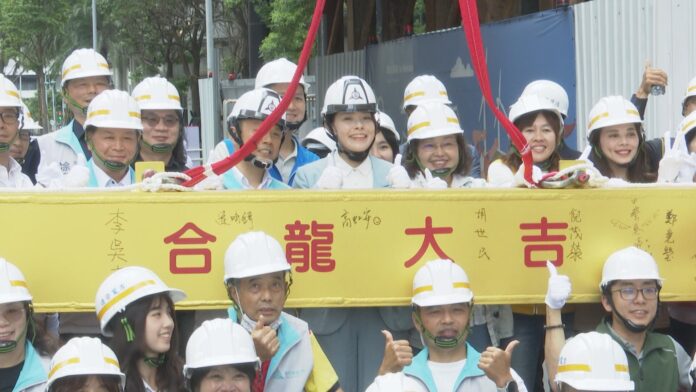 完工倒數! 關埔慈雲空橋舉行合龍典禮