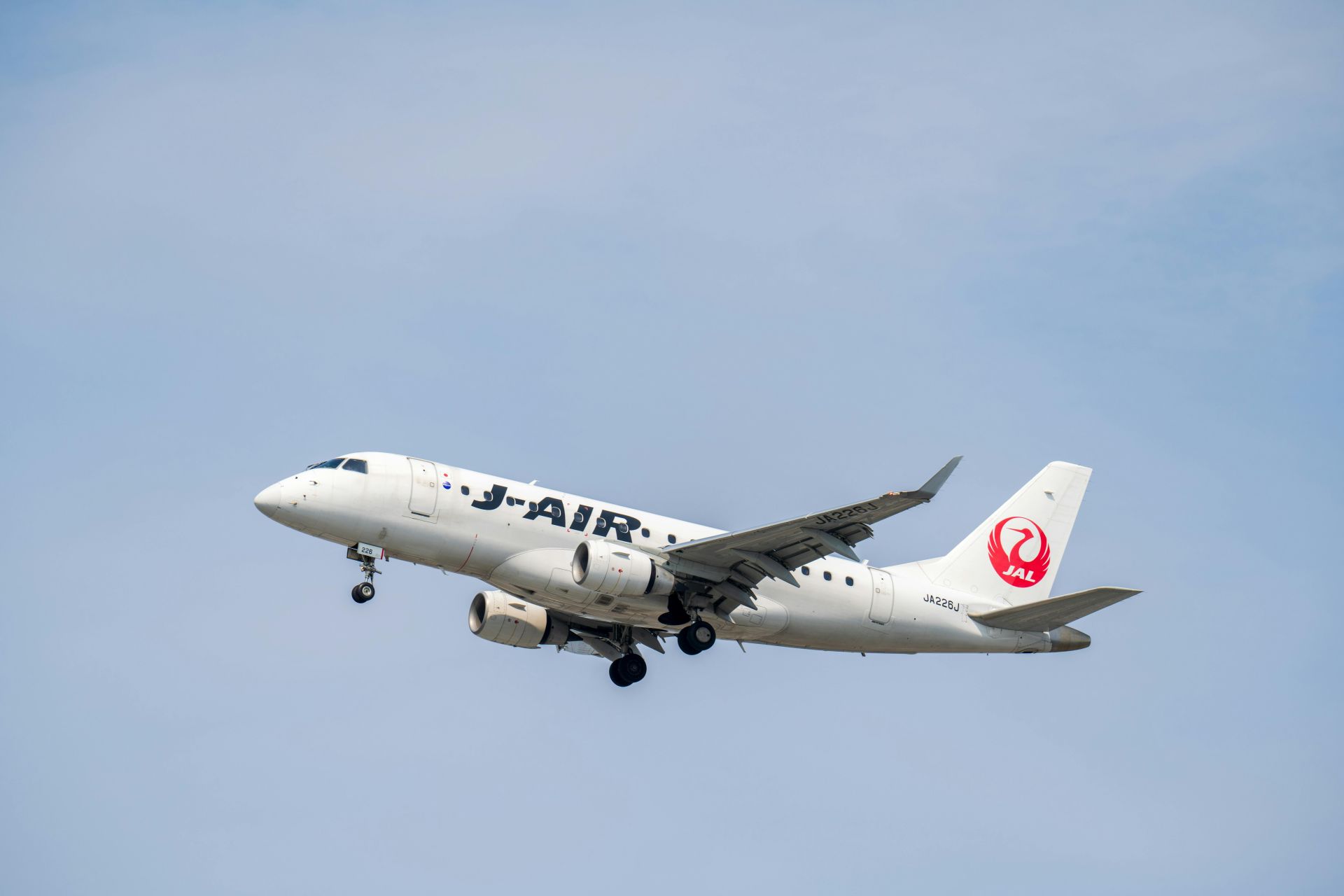 ▲日本航空座艙長酒精超標!座艙長前晚狂飲隱瞞 害班機延誤40分鐘(圖/pexels)