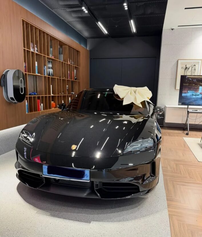 利特發生車禍，新車撞爛將轉賣。（圖／翻攝IG​）