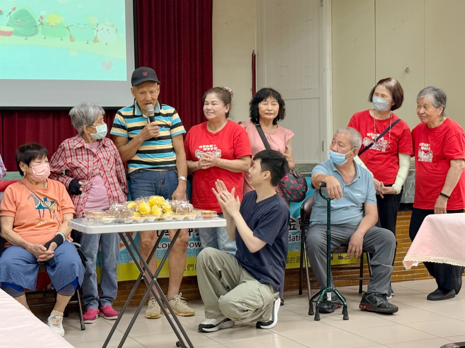 杜華基金會端午送暖 陪伴20位獨居長者走出家門歡度佳節