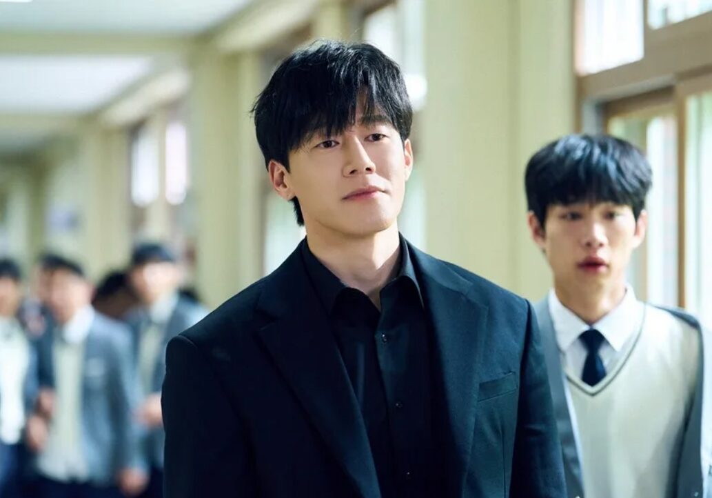 金武烈不是《鐵拳教育》主演首選,影集卻非常成功。(圖/Netflix)