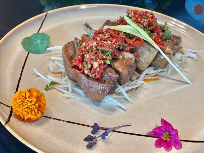 逸薈軒膾不厭細  食衛打頭陣、吸睛手點金多蟹