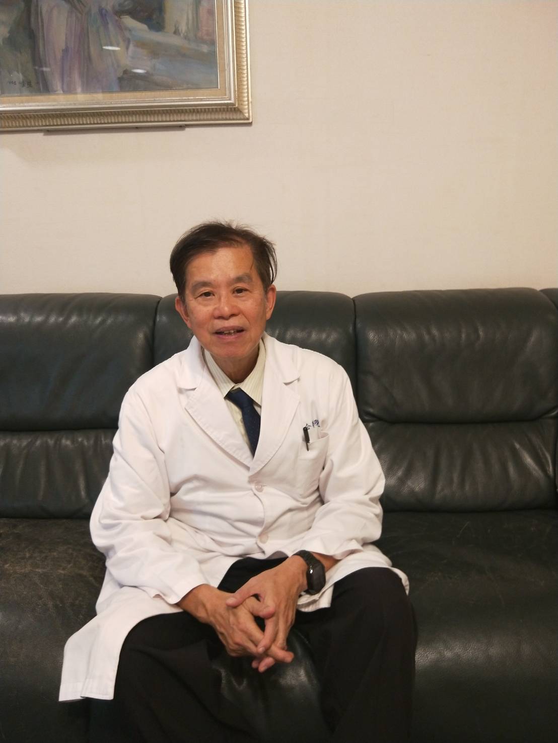 郭綜合醫院婦產部主任醫師李耀泰認為維他命C能防治許多疾病