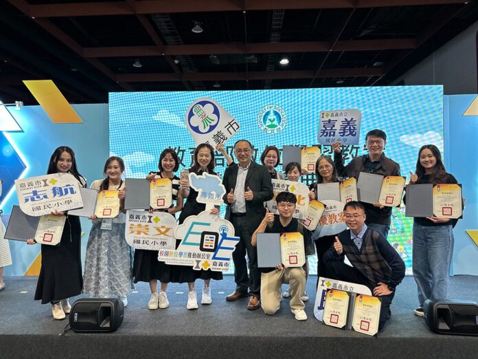 3374d608cccaacd7a4a5f3693cee89d3