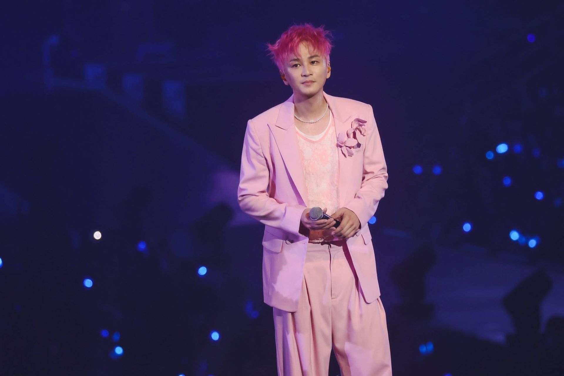 ▲藝人閃兵案第三波行動展開!Energy張書偉遭拘提 檢警約談釐清(圖/翻攝自 張書偉 臉書)