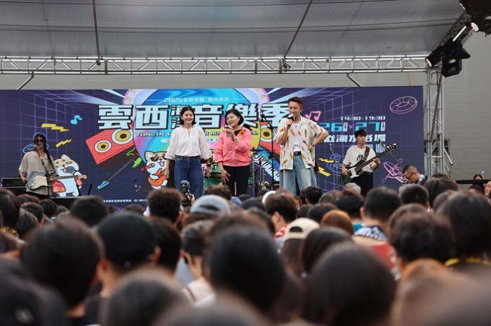 張麗善縣長連兩日前往2025雲西海洋音樂季與民眾同歡。（雲林縣政府提供）