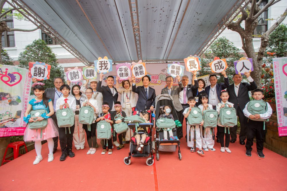 照顧弱勢孩童36年不間斷   社團法人中華身心障礙者職業技藝協會用愛關懷下一代 