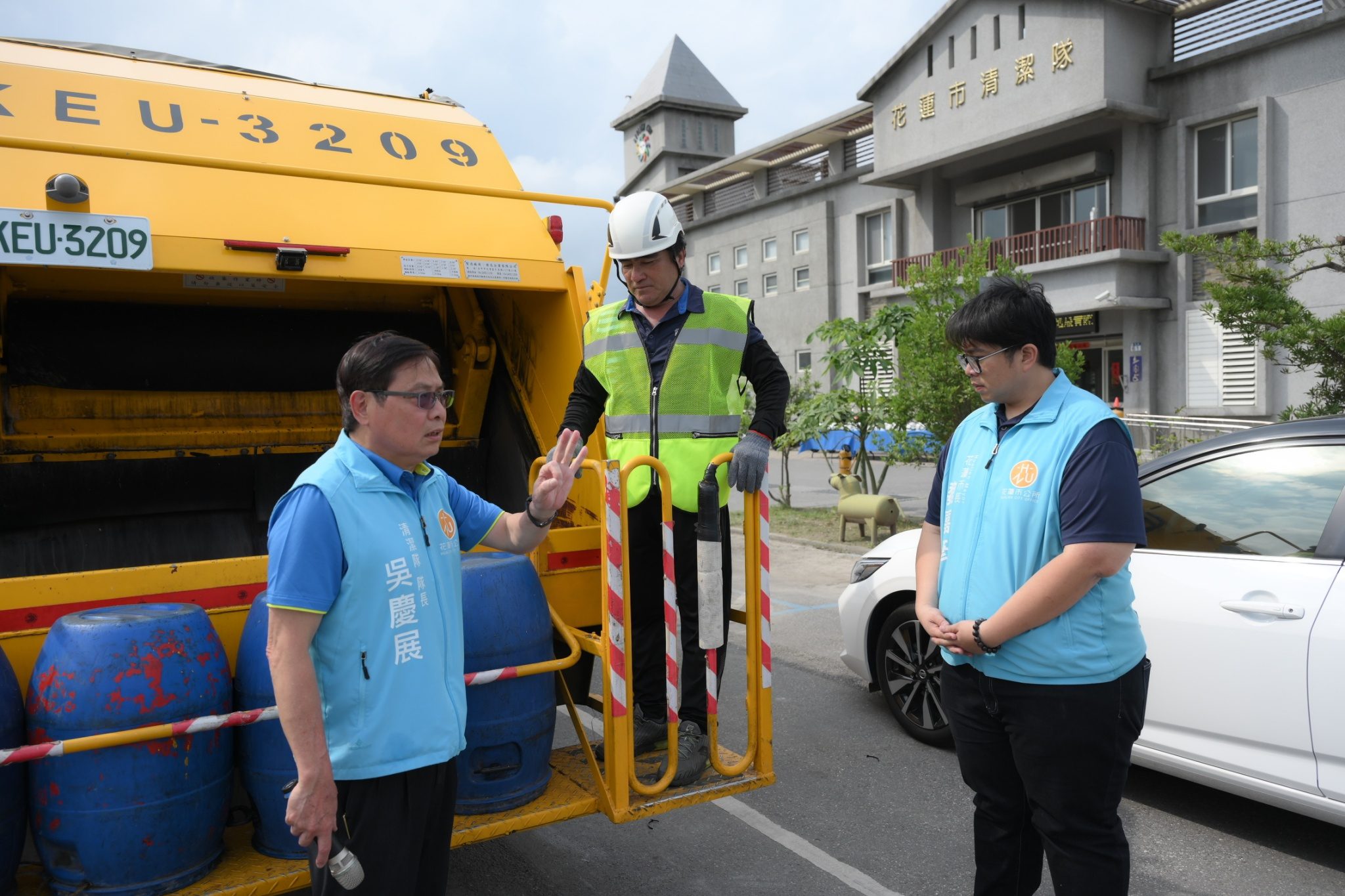 花蓮市清潔隊增添新裝備 注重職安讓垃圾收運好安心