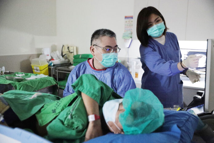 6ce98ad12df39bdcca4570c27a7e0529