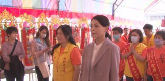 媽祖聖誕前夕 高虹安前往新竹天后宮祝壽