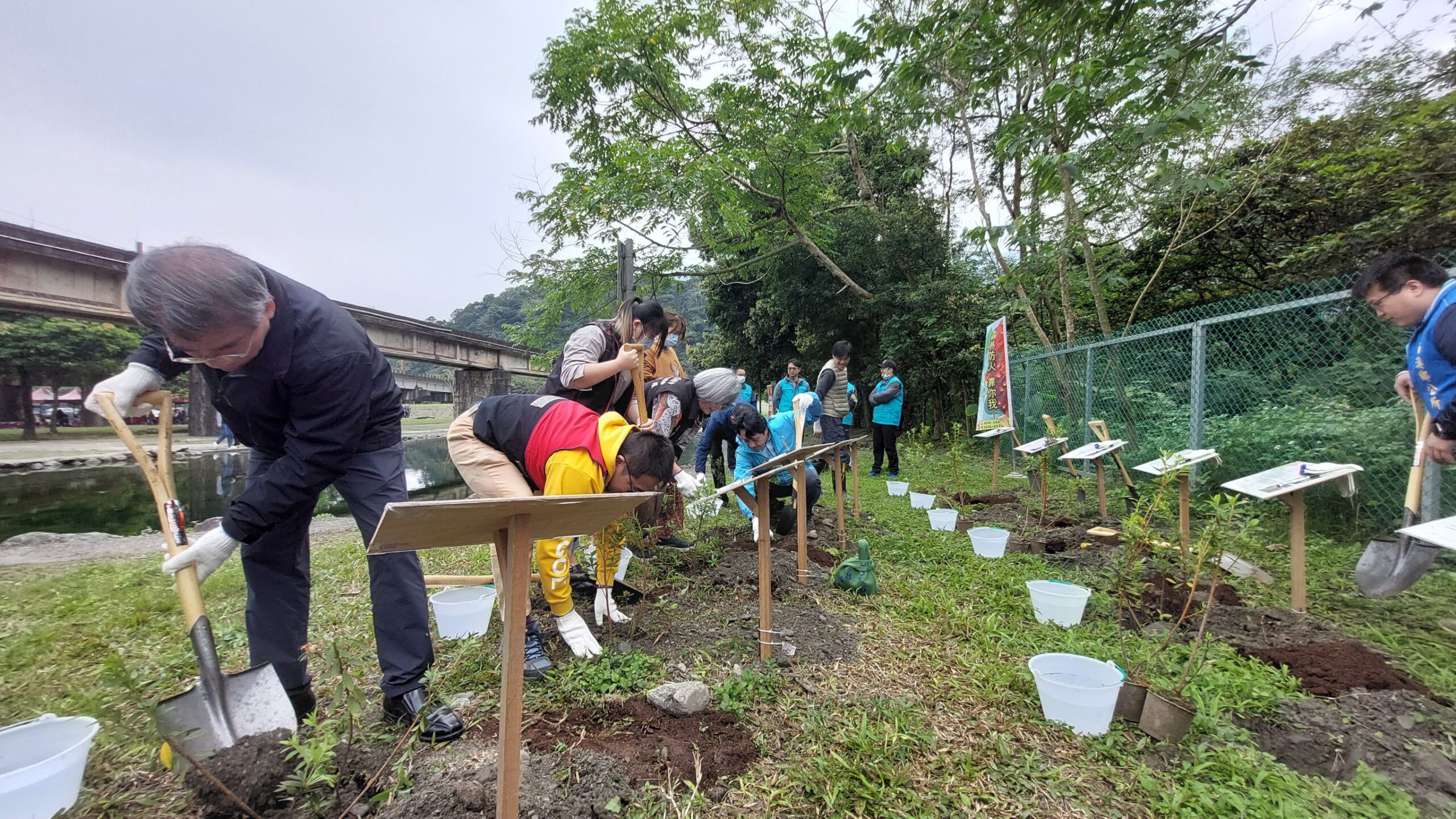 林保署植樹活動  台灣原生樹種一起集點樹進入原鄉