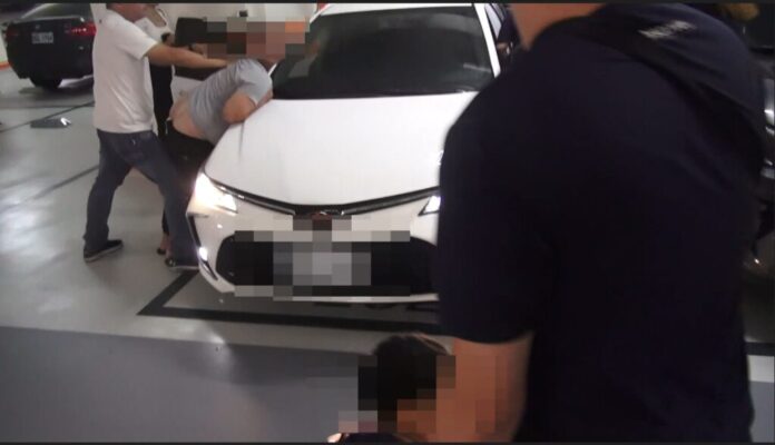 90261-813288207673419599175089918824895827647817755060199925445418698985