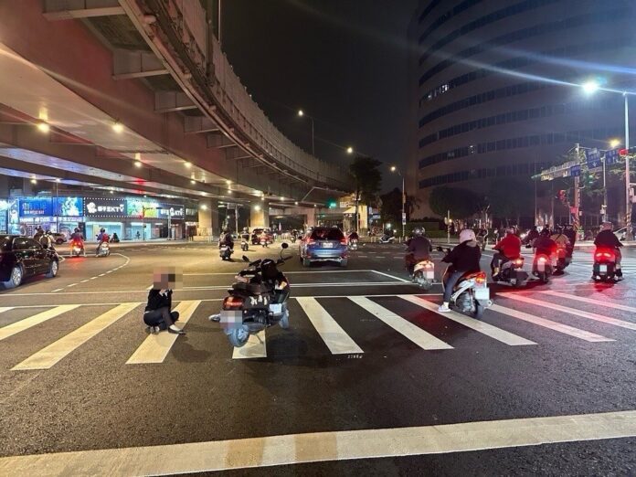 92432-990298171162433350219066466525514553142493314315769416427-064747468