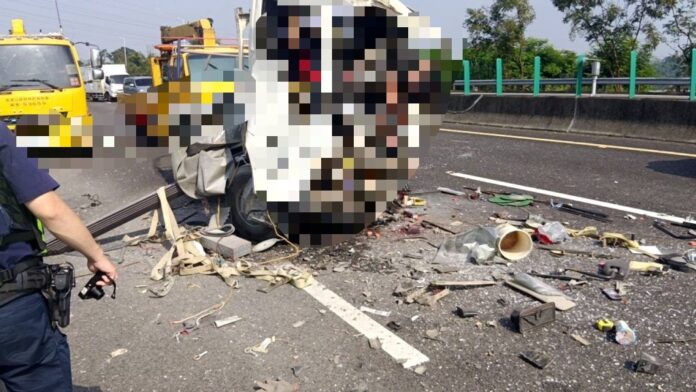 93976-738524841387754648599362692007466973011531214354547858753633517298