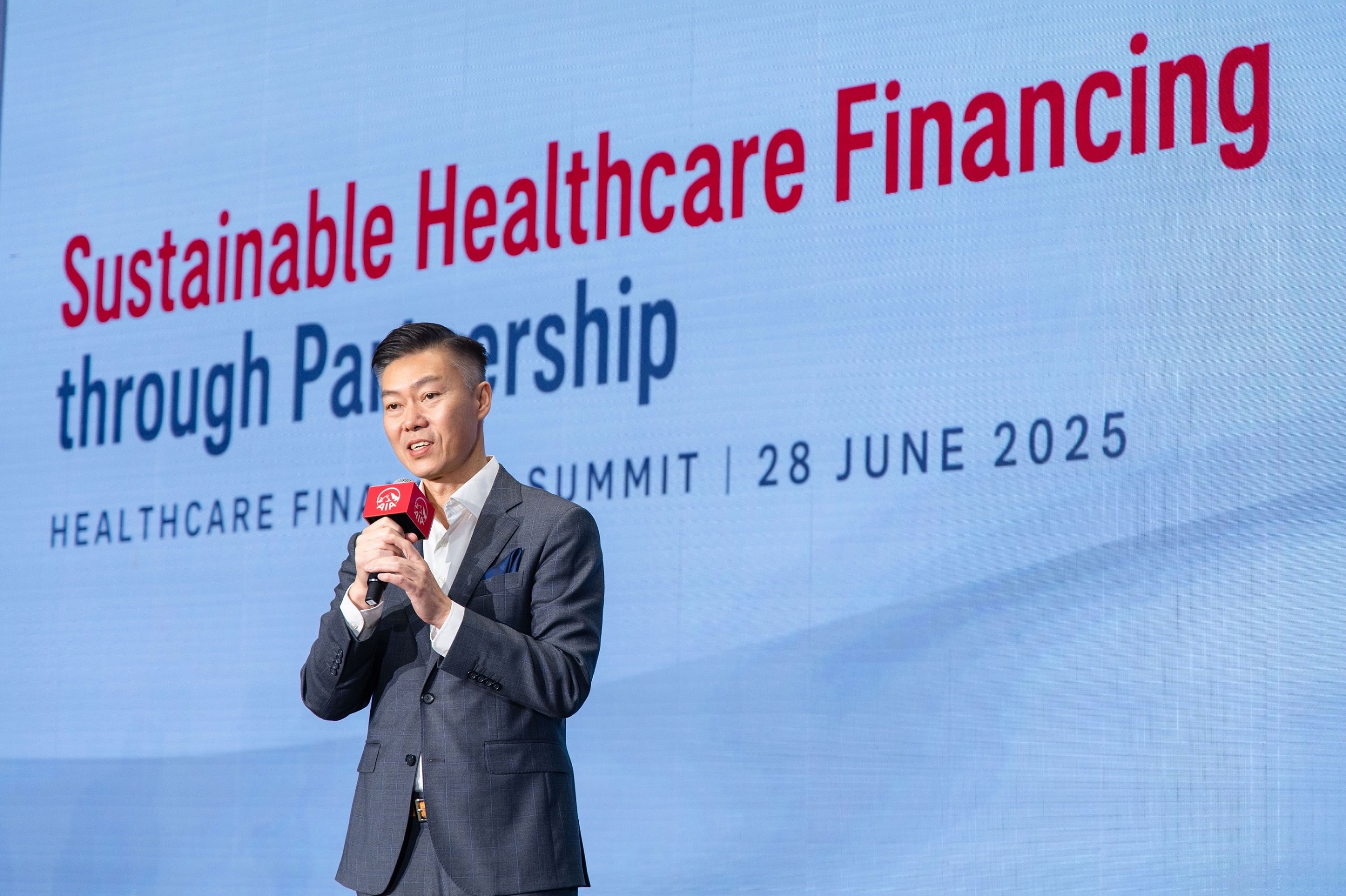 友邦香港及澳門首席執行官馮偉昌先生發表開幕致辭,表示跨界別合作對構建一個更具包容性及可持續性的醫療體系十分重要,能造福社會及下一代。