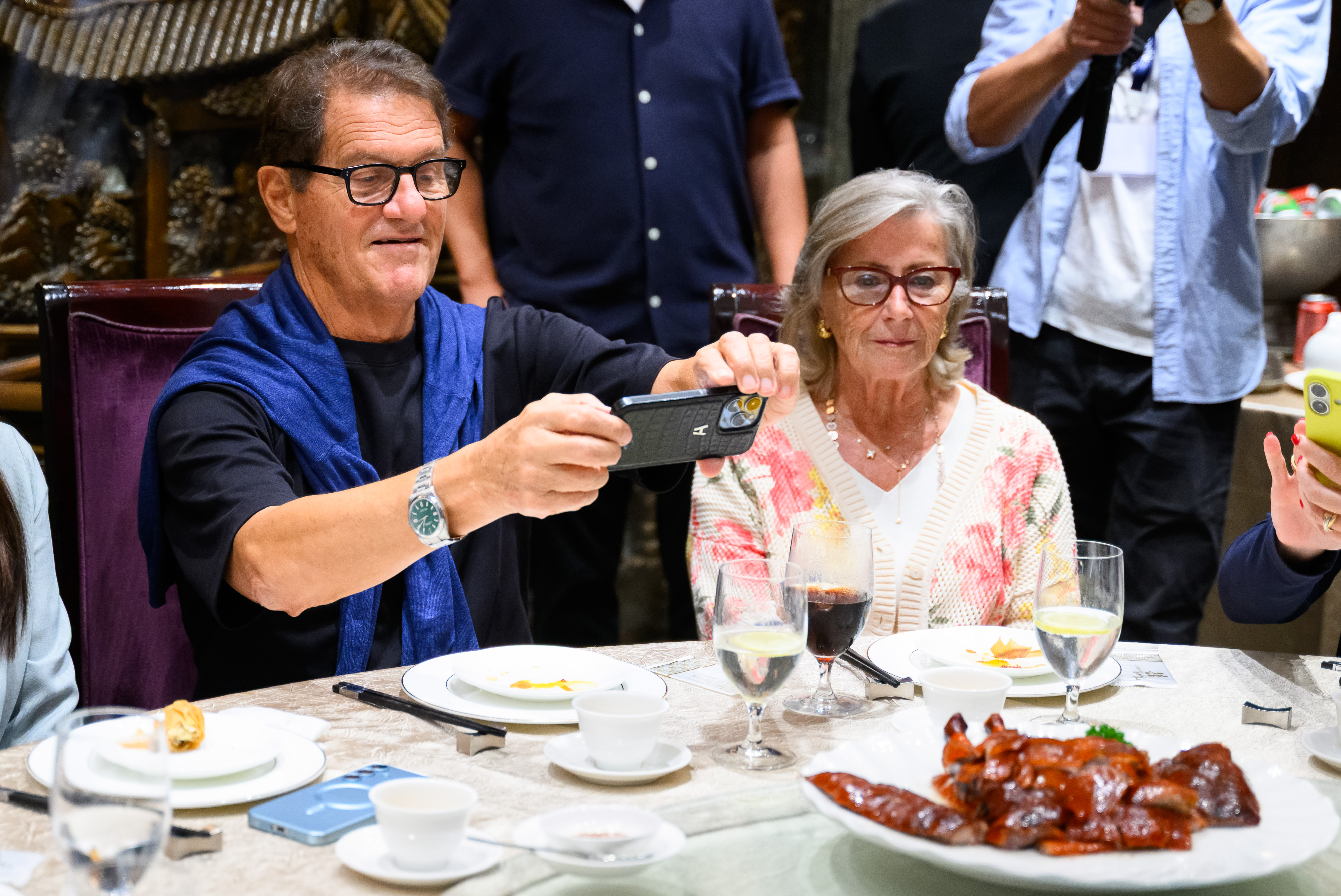 法比奧·卡比路品嚐香港傳統美食