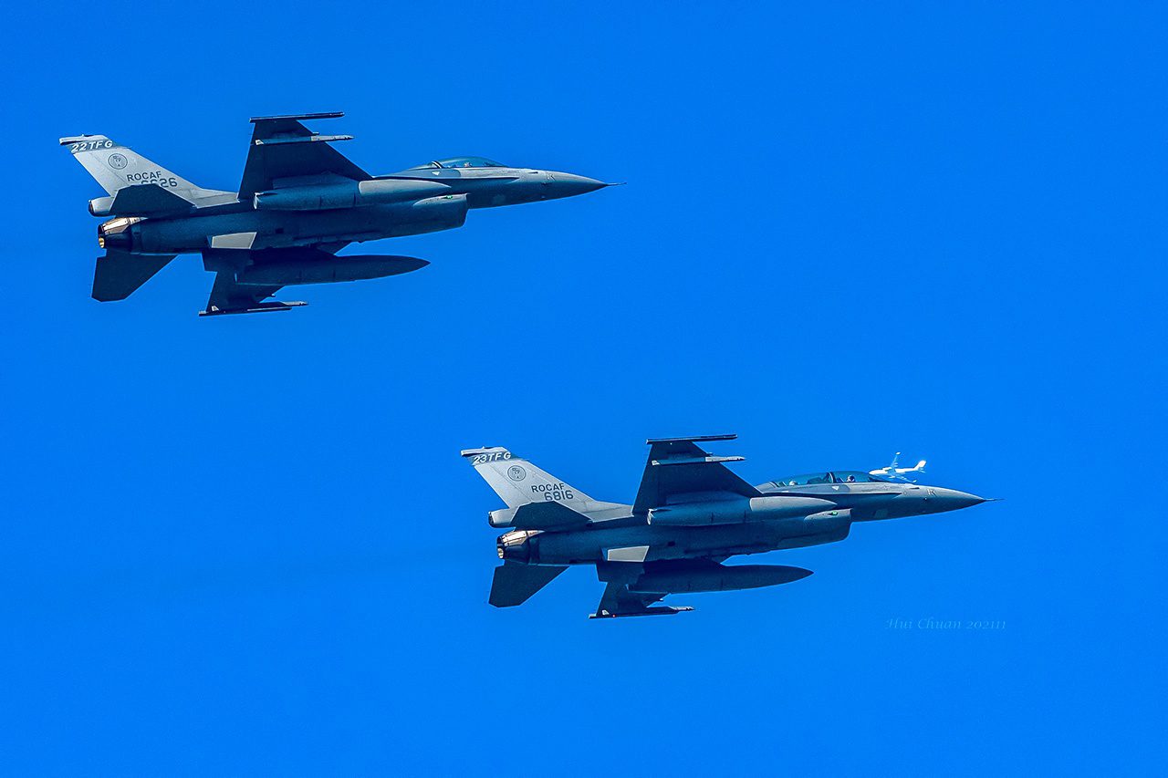 全球第一支F-16V成軍賞機新景點