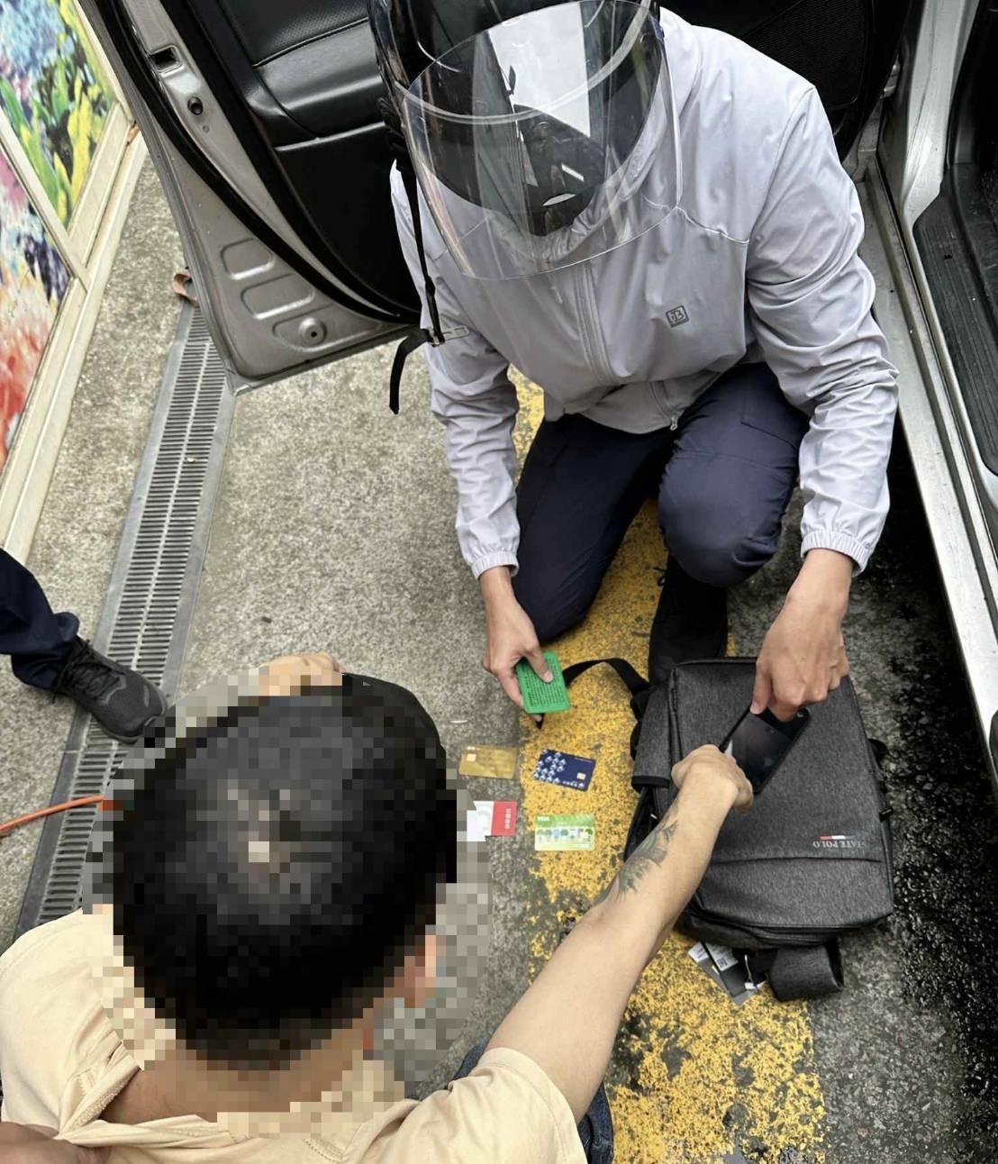 假「普發現金」騙術再升級！嘉義婦誤信假檢警寄出存摺　慘遭盜領51萬