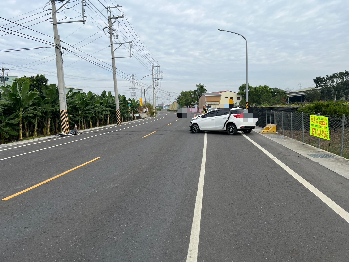 ▲嘉義23歲媽開車自撞電桿 2歲女童頭頸重創不治（圖／記者王俊勝 翻攝）