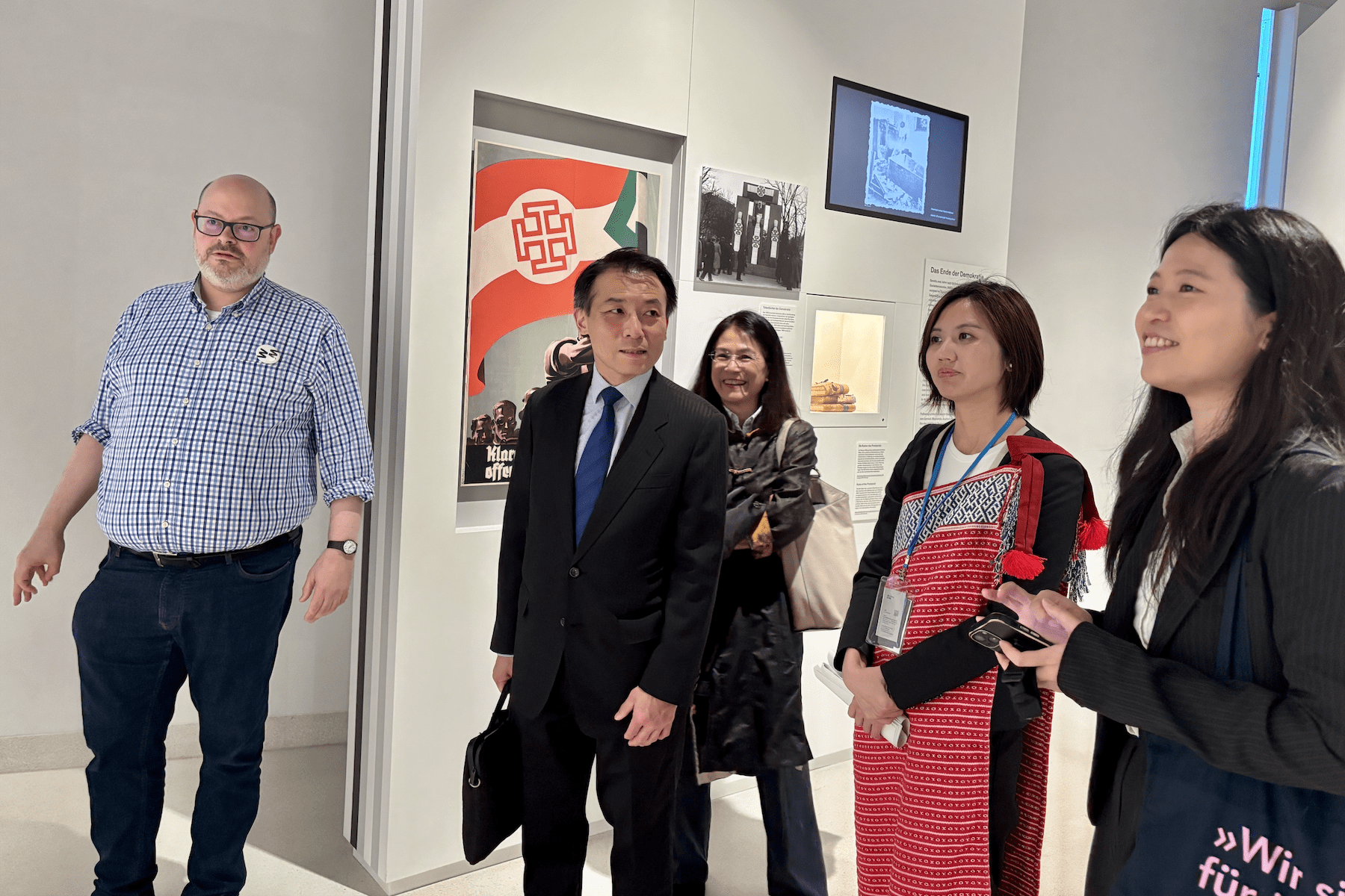 烏來泰博館邁向國際     與維也納世界博物館簽署MOU     推動典藏品、知識共享