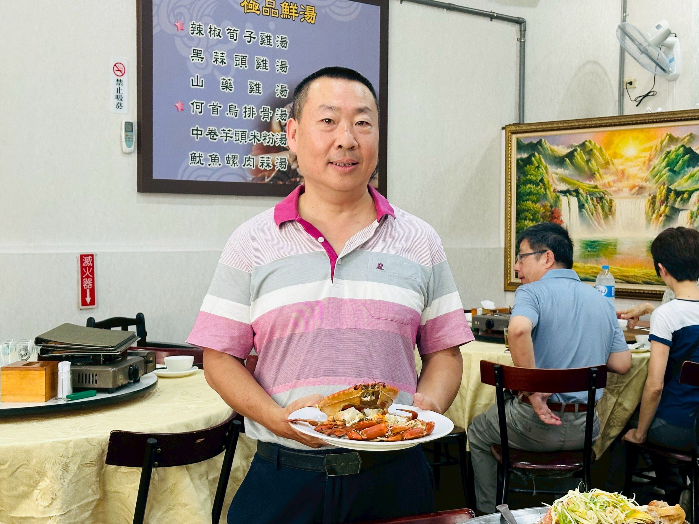 迎接「蟹肥」時節　台中海鮮餐廳推出螃蟹季料理