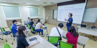 ▲嘉義縣政府陸續開辦海線及山線地方型SBIR計畫撰寫工作坊」，積極協助業者培養計畫書撰寫能力。（圖/嘉義縣政府提供）