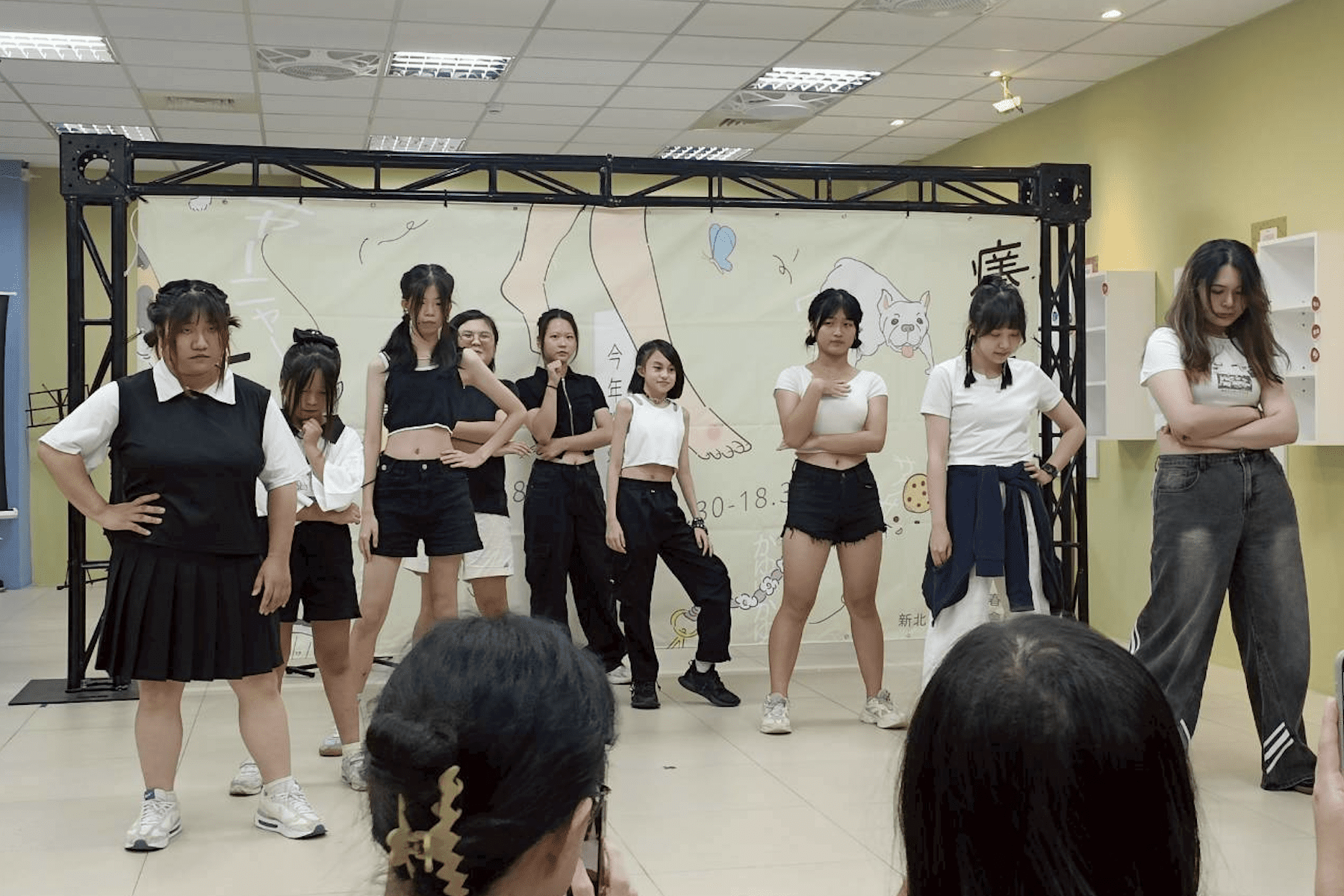 不只玩樂     更有意義     新北花漾青春館辦「癢癢的市集」     助少年碰撞出生命火花