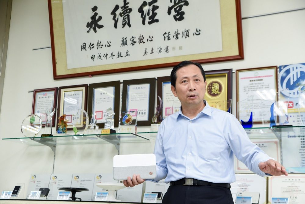 大通電子創意行銷  力推情人節「愛連結、愛登對」送3C科技禮品