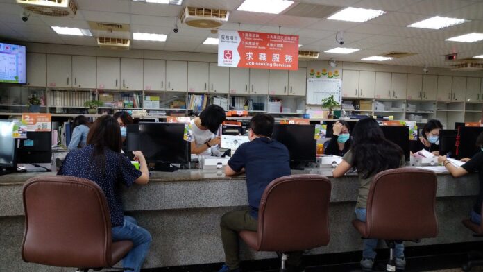 d8218be3e9bb82bed6d5a78a09871a04