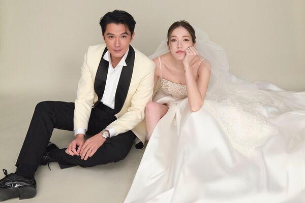 邱澤、許瑋甯將於月底舉行婚禮,兩人也公布婚紗照。(圖/夏朵創意行銷提供)