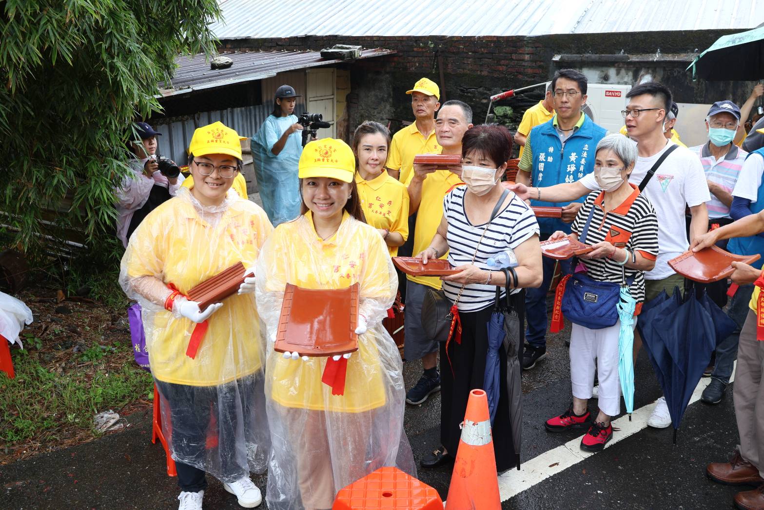 存仁農村「搬瓦建廟」　蘇澳農漁市集到場助陣