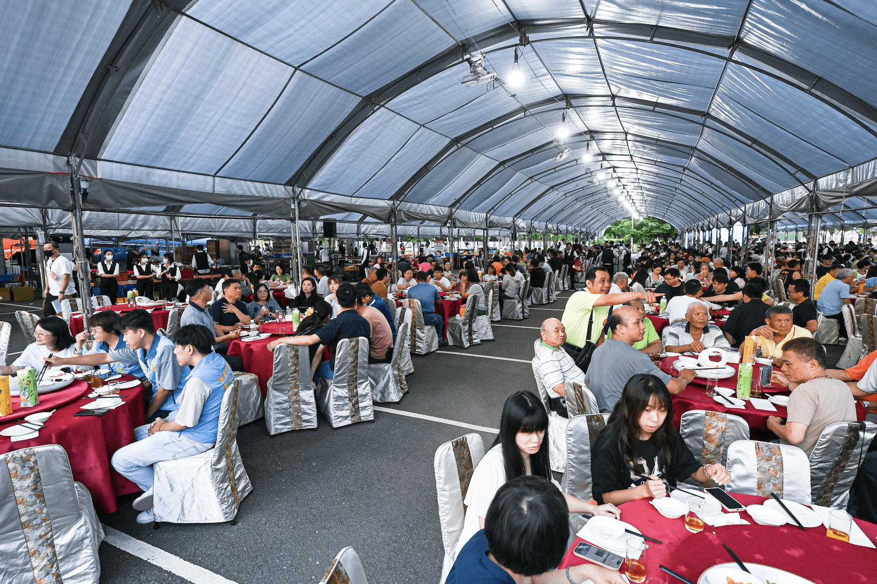 感恩神明庇佑桃園     2025桃園閩南文化節「總鋪師辦桌」     張善政邀市民共享美食