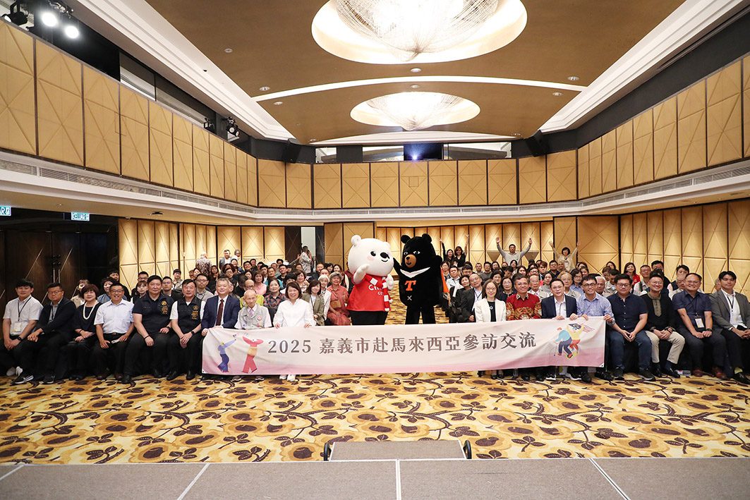 嘉義市赴馬來西亞旅遊推廣出奇招　大白熊、喔熊現身拚觀光