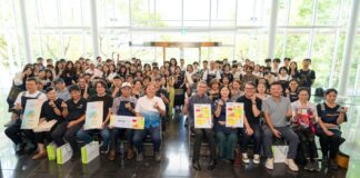 ▲今（22）日71位學員、工藝師與參與來賓齊聚結訓典禮，結束七週的工藝學習課程及成果發表。