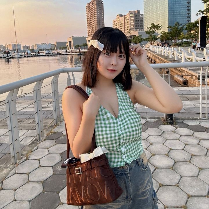 Utane最近在台灣旅遊，大吃美食。（圖／翻攝Utane Threads）