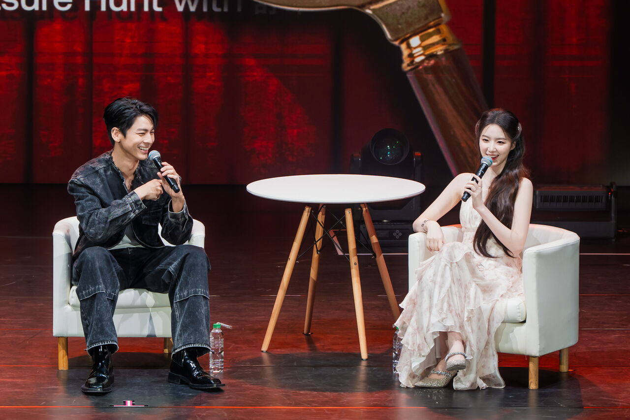 舒華舉辦個人首場見面會。（圖／電通娛樂提供）