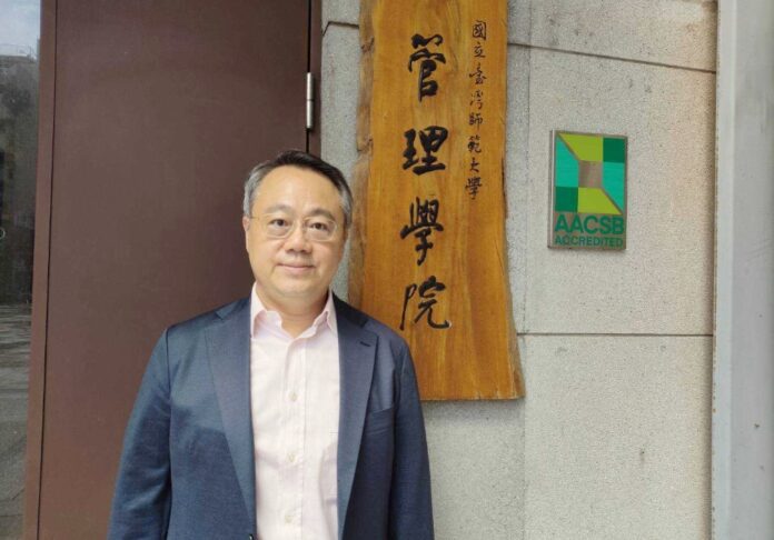 e92b8156b1bca43771d0225d43c38a4d