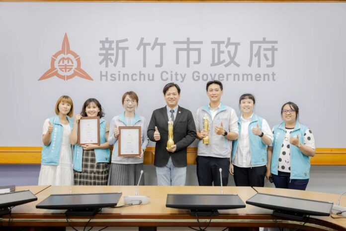 青年創意閃耀國際!竹市「青年圍籬美學競圖徵曲」獲繆思雙金肯定