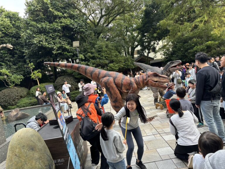 2024年度壓軸企劃 恐龍世界嘉年華「看見恐龍!叢林快閃見面會」 2024年度壓軸企劃 恐龍世界嘉年華「看見恐龍!叢林快閃見面會」