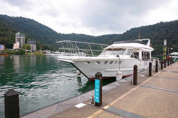 日月潭湖景第一排 力麗儷山林獨家湖景釣魚房